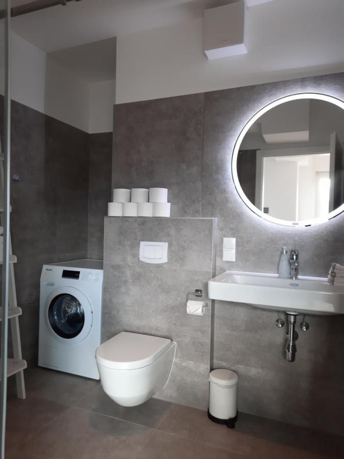 Skysuite Holiday Home Wien Exteriör bild
